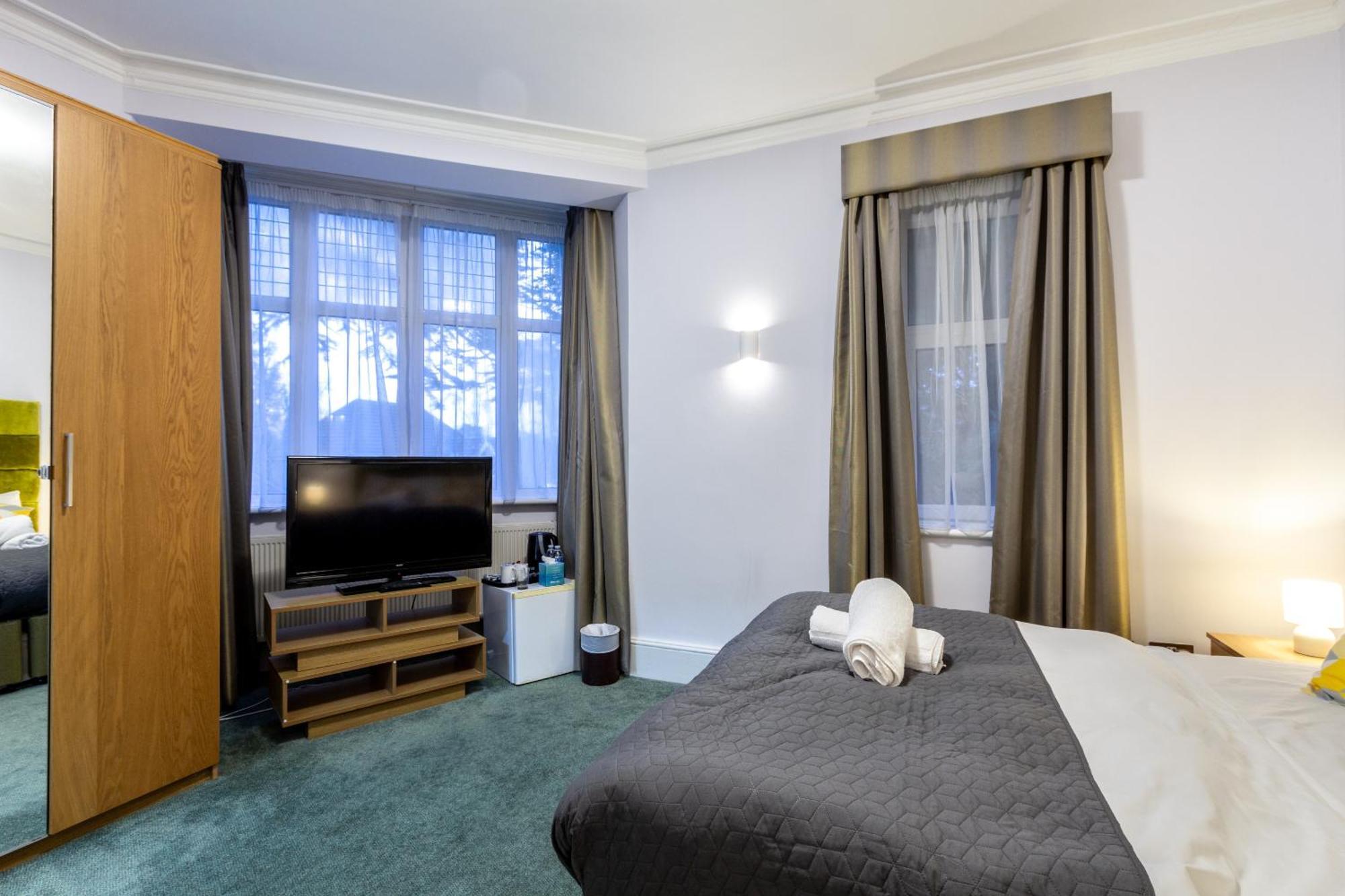 London Gatwick Inn Londres Exterior foto